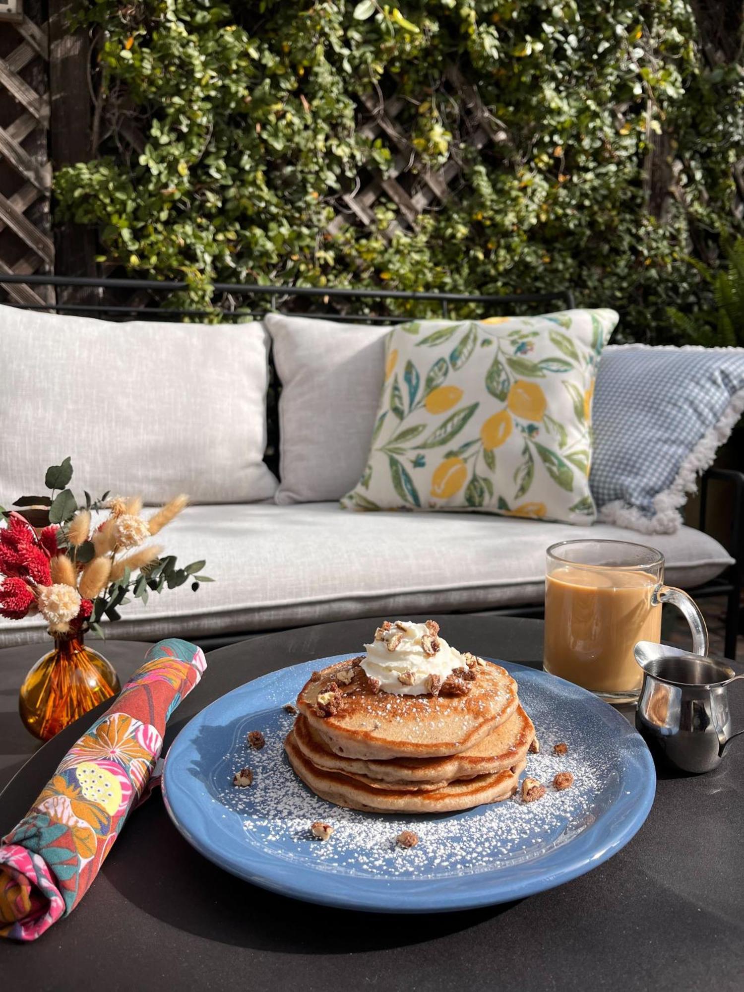Petit Soleil - Bed, Breakfast And Bar * San Luis Obispo