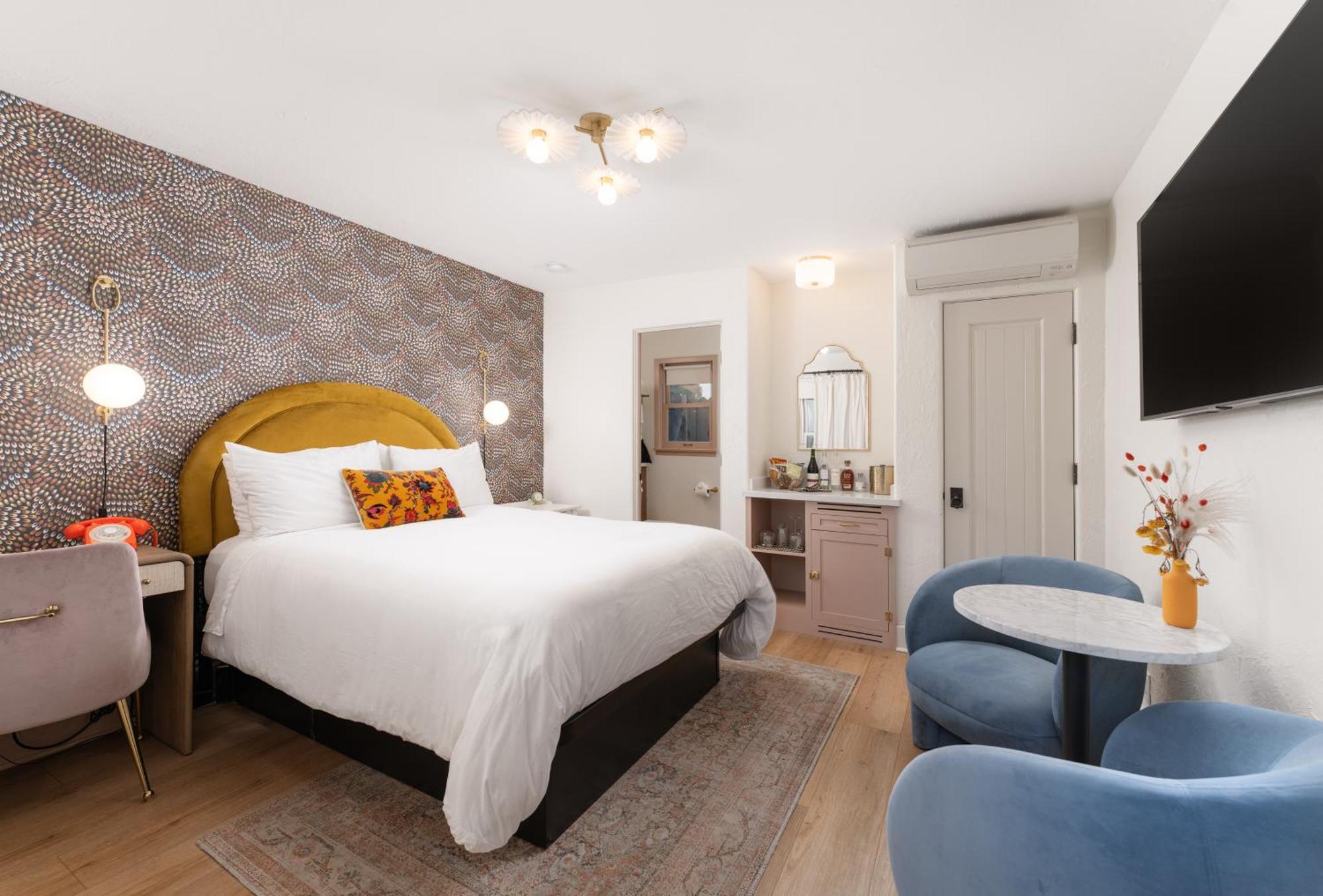 Frühstückspension Petit Soleil - Bed, Breakfast And Bar *