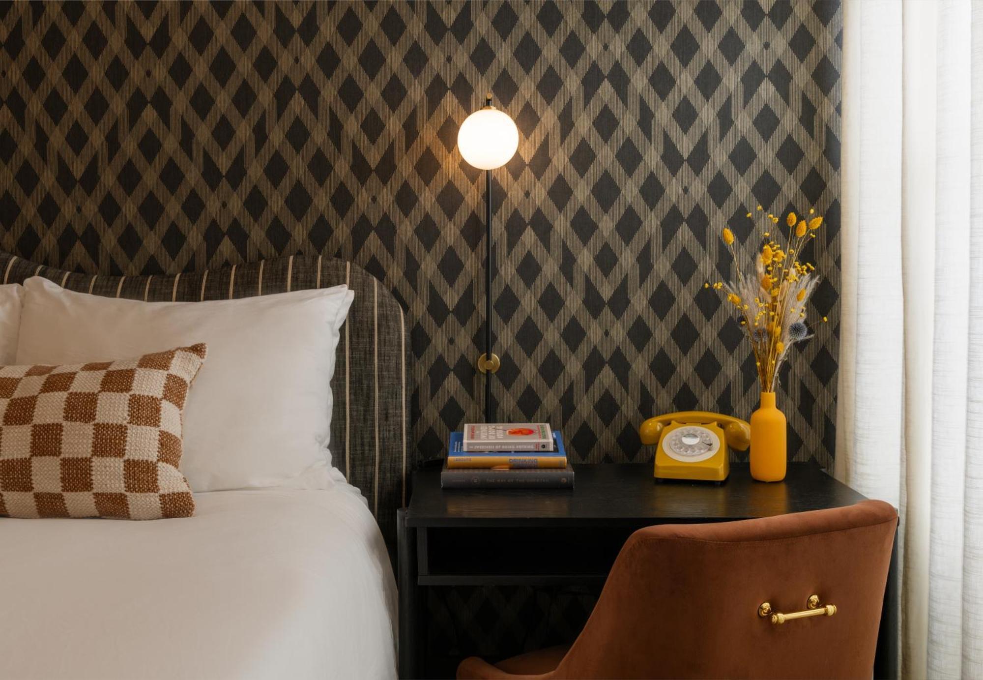 Petit Soleil - Bed, Breakfast And Bar * San Luis Obispo