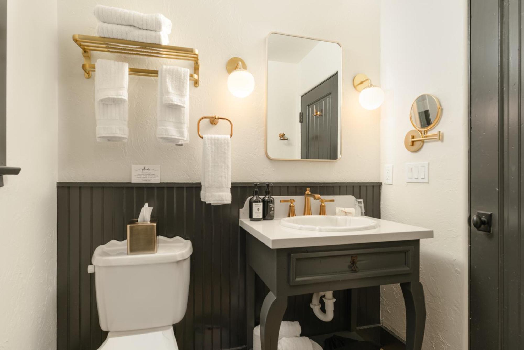 Petit Soleil - Bed, Breakfast And Bar Bed & Breakfast *